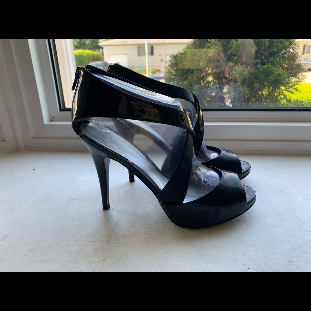 Calico black pat